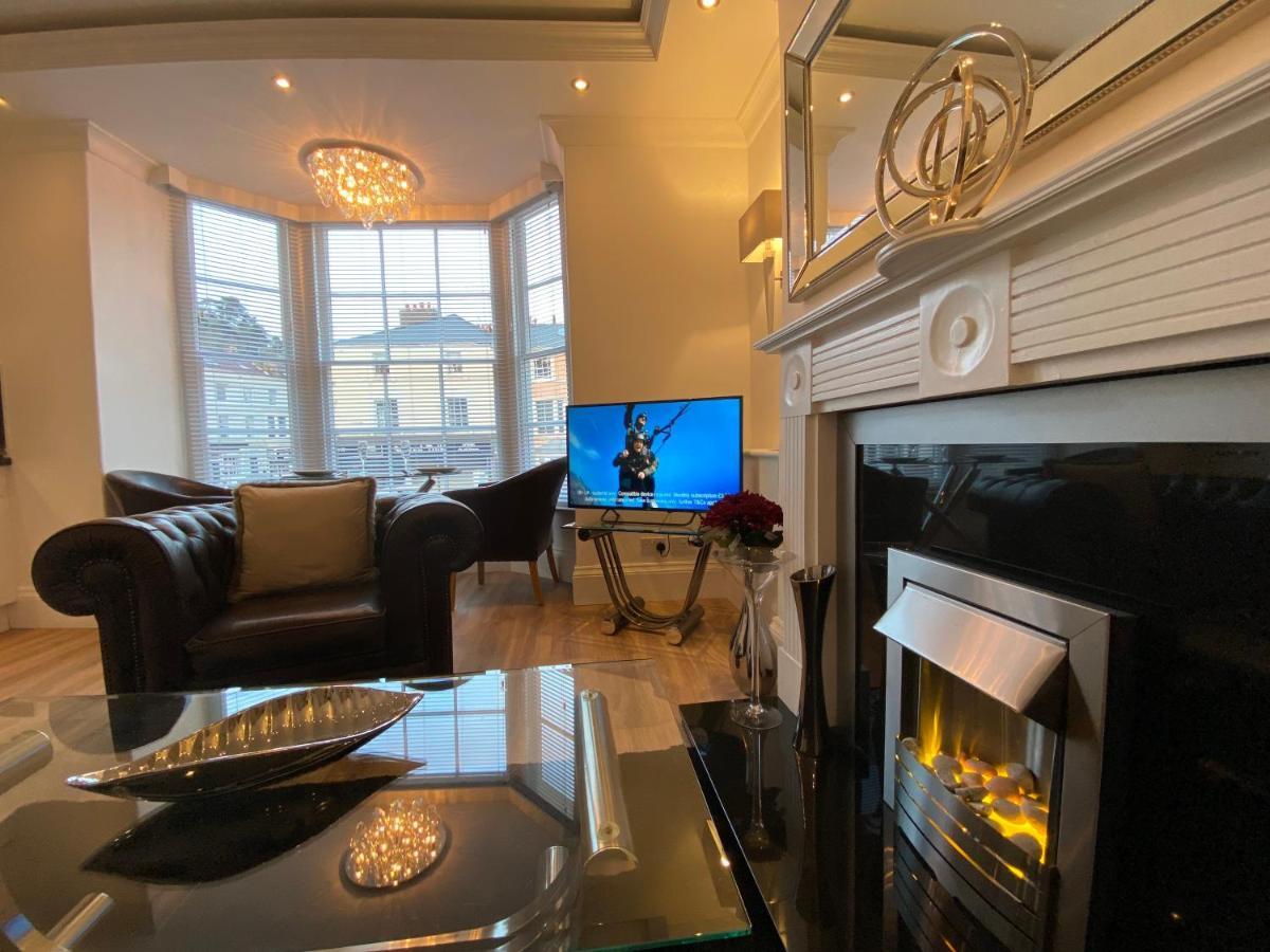 The Maureen Suite Llandudno Bagian luar foto