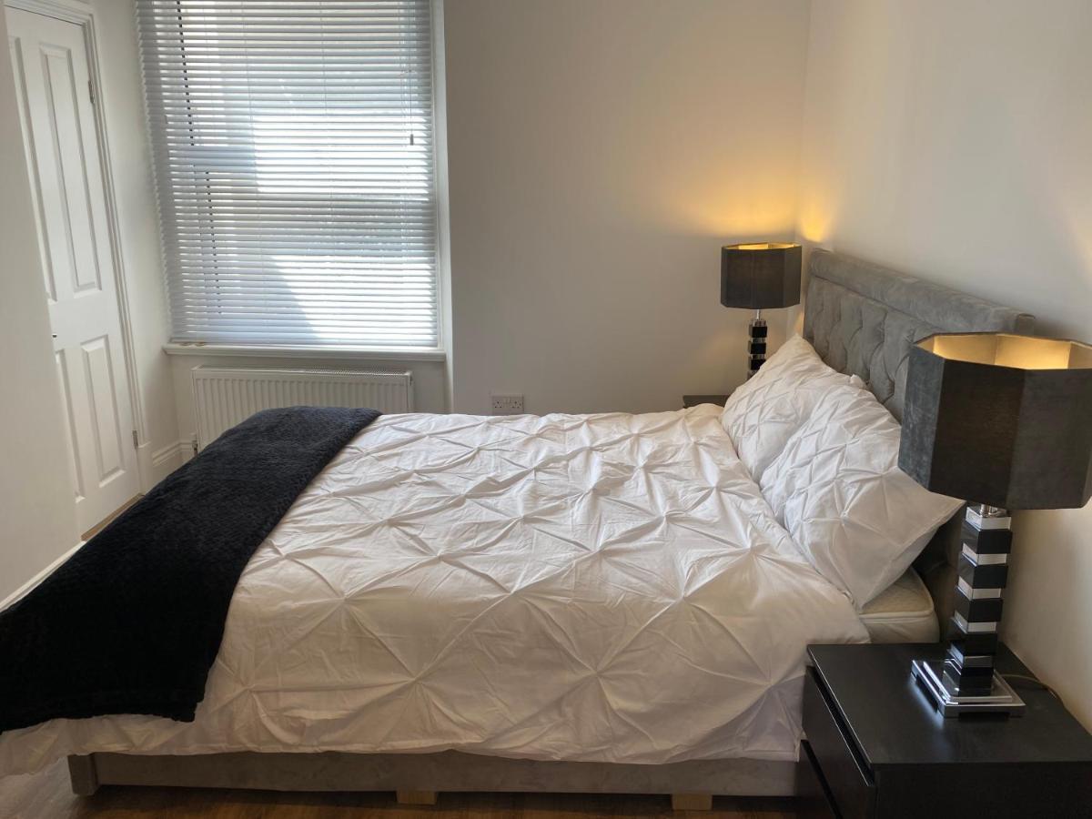 The Maureen Suite Llandudno Bagian luar foto