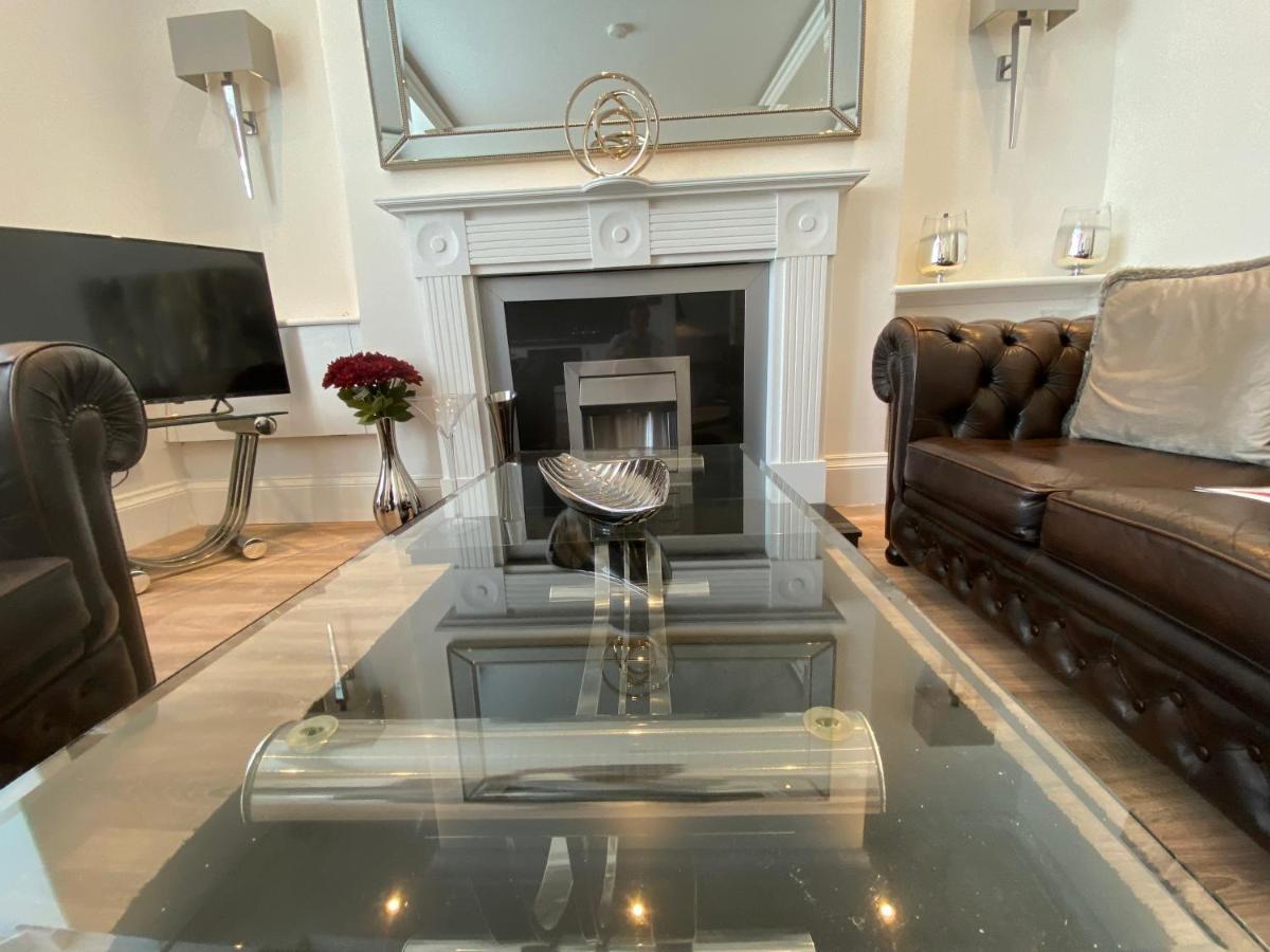 The Maureen Suite Llandudno Bagian luar foto
